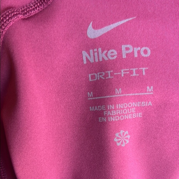 Nike Pro Pink and Maroon Bike Shorts Performance Fit - Picture 5 of 5